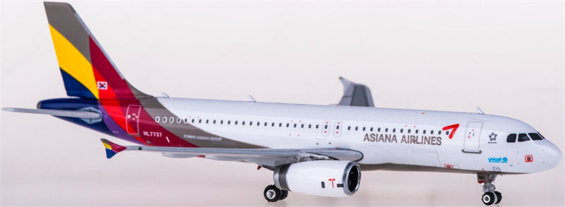 Phoenix Asiana Airlines Airbus A320 HL7737 1:400 Diecast Model view 4