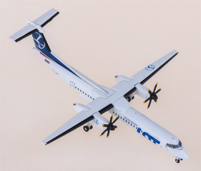 Herpa 1:500 LOT Bombardier Dash 8 Q400 SP-EQF Model