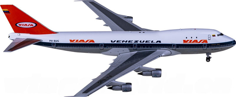 Phoenix KLM Boeing 747-200 PH-BUG 1:400 Diecast Model view 4
