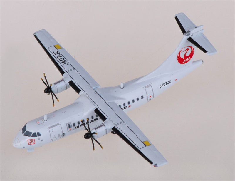 JC Wings Japan Air Commuter ATR-42-600 JA07JC 1:400 Mode Diecast