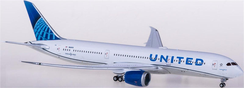 Geminijets United Airlines Boeing 787-9 N24976 1:400 Diecast Model view 3