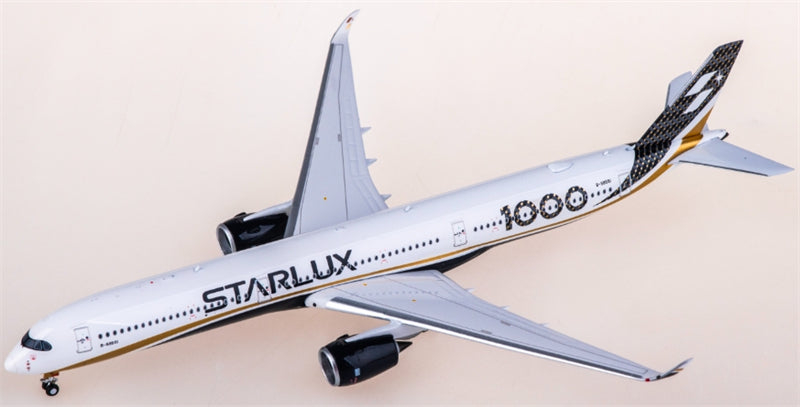 Phoenix Starlux Airlines Airbus A350-1000 B-58551 1:400 Diecast Model view 4