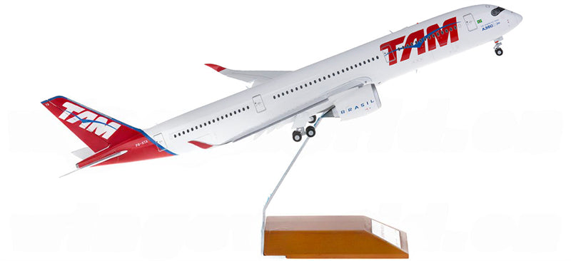 JC Wings TAM for Airbus A350-900 PR-XTA Flaps Down 1:200 Airplane Pre-built Airliner Model Display