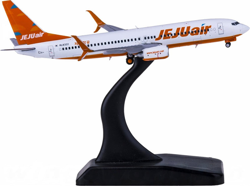 JC Wings JEJUair Boeing 737-800 HL8322 1:400 Diecast Model view 4