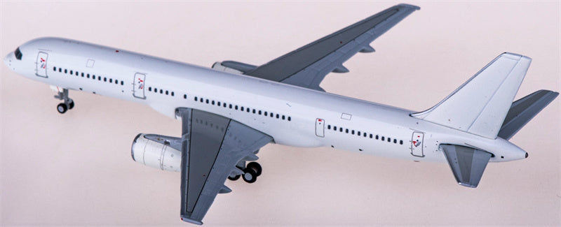 JC Wings Boeing 757-200 PW Engine Blank 1:400 Diecast Model view 3