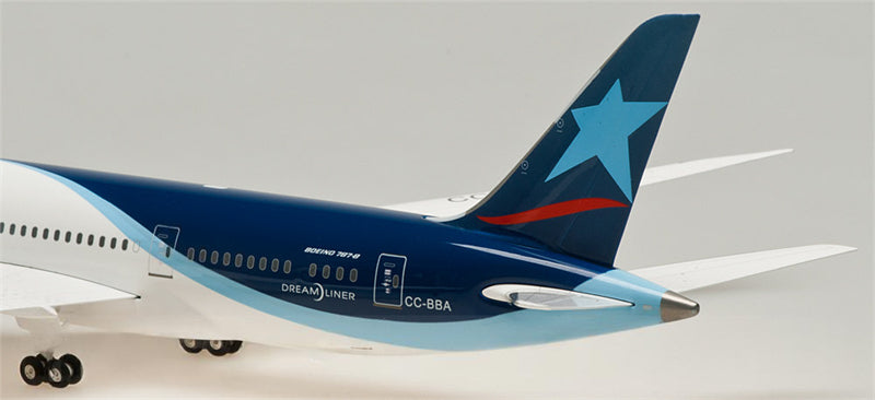 Phoenix LAN Airlines for Boeing 787-8 CC-BBA 1:200 Aircraft Pre-built Model