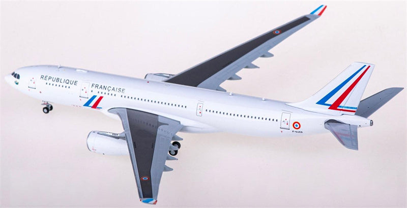 JC Wings French Air Force Airbus A330-200 F-UJCS 1:400 Diecast Model view 3