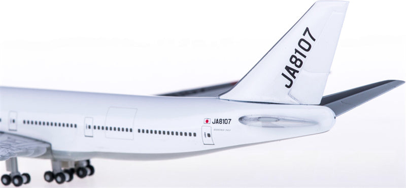 Hogan Japan Airlines Cargo Boeing 747-100SF JA8107 1:500 ABS Model view 5