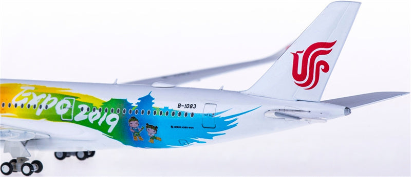 Hogan 1:500 Japan Airlines Boeing 767-300ER JA659J Diecast Model view 5