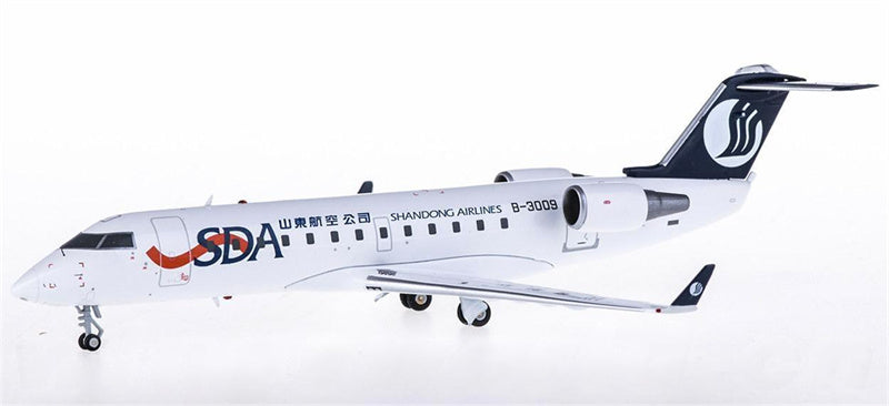 JC Wings Shandong Airlines for Bombardier CRJ-200 B-3009 1:200 Airplane Pre-built Airliner Model Display