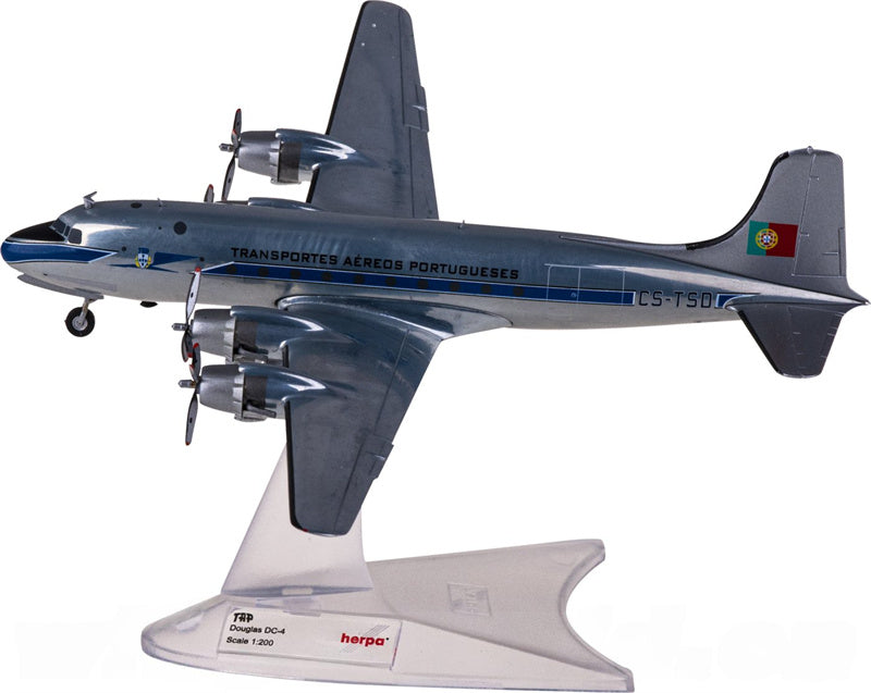 Herpa TAP Portugal for Douglas DC-4 CS-TSD 1:200 Aircraft Pre-built Airliner Model Display