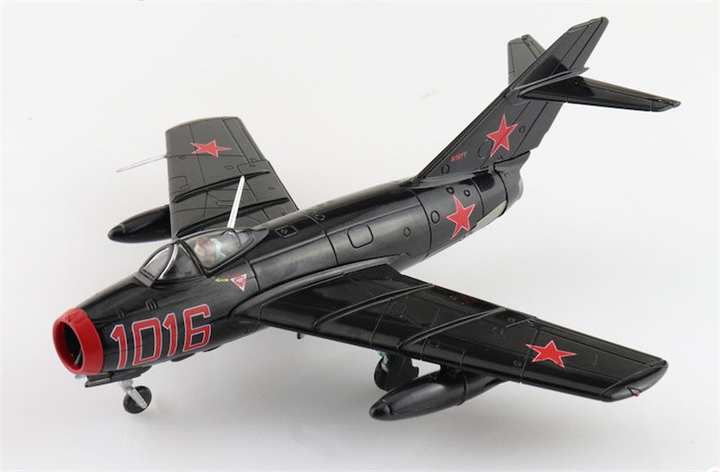 HOBBY MASTER MIG15bis Experimental Red 1016/N15YY Combat Air Museum Kansas 1:72 Aircraft Pre-built Model