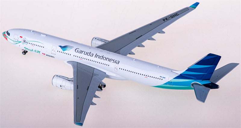 JC Wings Garuda Indonesia Airbus A330-300 PK-GHC 1:400 Diecast Model view 4