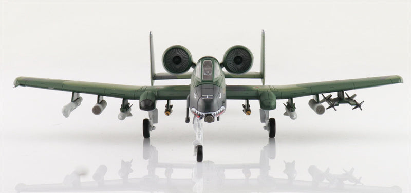 HOBBY MASTER A-10A Thunderbolt II 80-0186 23rd TFW King Fahd Intl. Aiport Feb 1991 1:72 Aircraft Pre-built Model