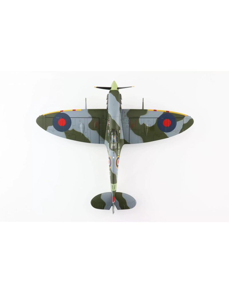 HOBBY MASTER RAF Spitfire MK. Vb Kemble Air Show 1:48 Model 2011 BBMF scheme RF-D/AB910