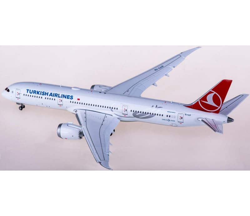 Geminijets Turkish Airlines Boeing 787-9 TC-LLO Flaps down 1:400 Aircraft Pre-built Airliner Model Display