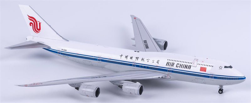 SQ Wings 1:200 Air China Boeing 747-8 B-2481 Diecast Model