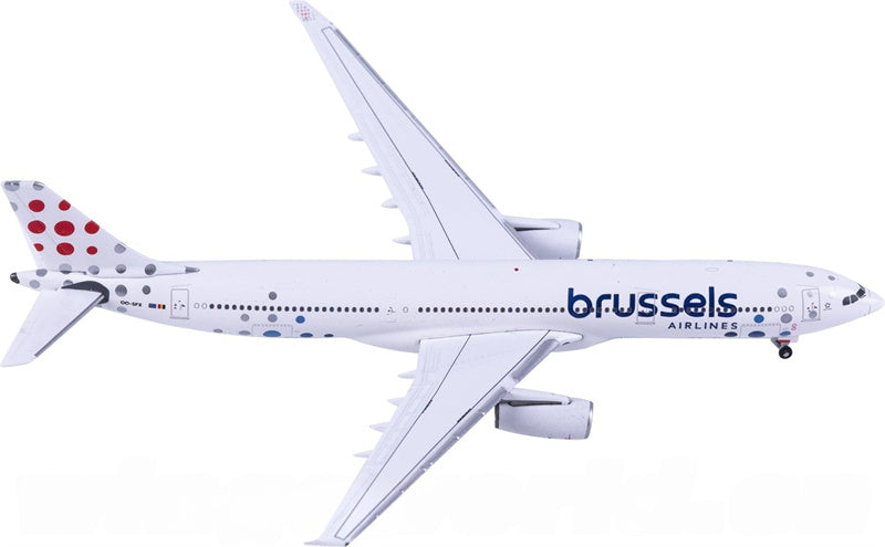 Aether Brussels Airlines Airbus A330-300 OO-SFX 1:500 Diecast Model view 4
