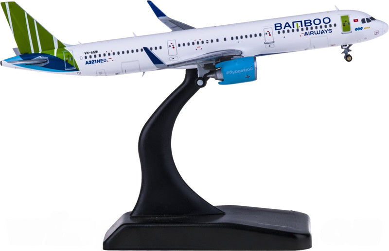 JC Wings Bamboo Airways Airbus A321neo VN-A591 1:400 Diecast Model view 3