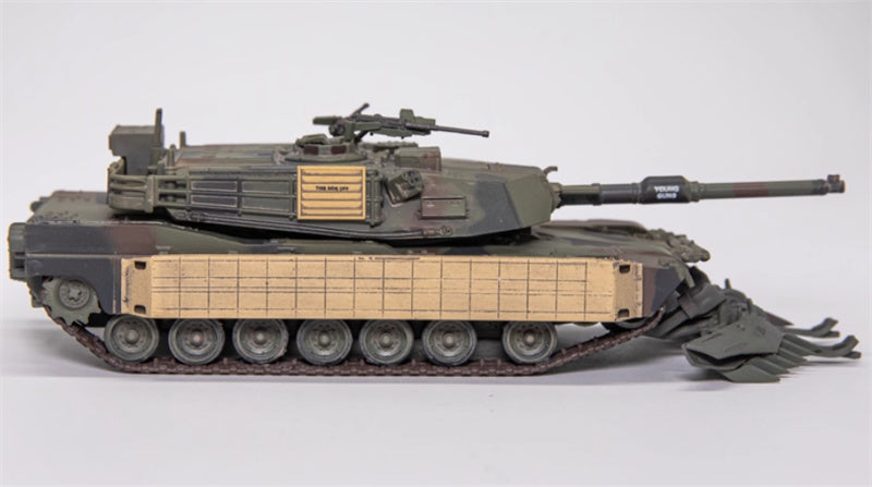 Dragon M1A1 AIM TUSK W/Mine Plow (Travel Mode) 1:72 Tank Pre-built Model