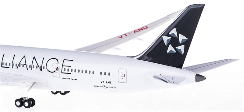 Hogan Air India Boeing 787-8 VT-ANU Star Alliance 1:200 ABS Model view 4