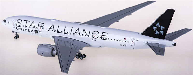 NG Models United Airlines Boeing 777-200ER N77022 1:400 Diecast Model view 3