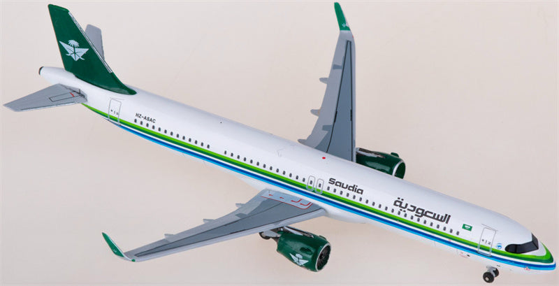 AeroClassics Saudia Airbus A321neo HZ-ASAC 1:400 Diecast Model view 4