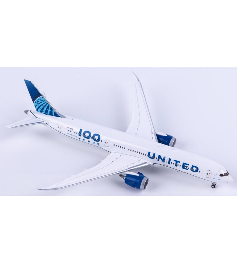Geminijets 1:400 United Airlines Boeing 787-9 N61101 DIECAST Model