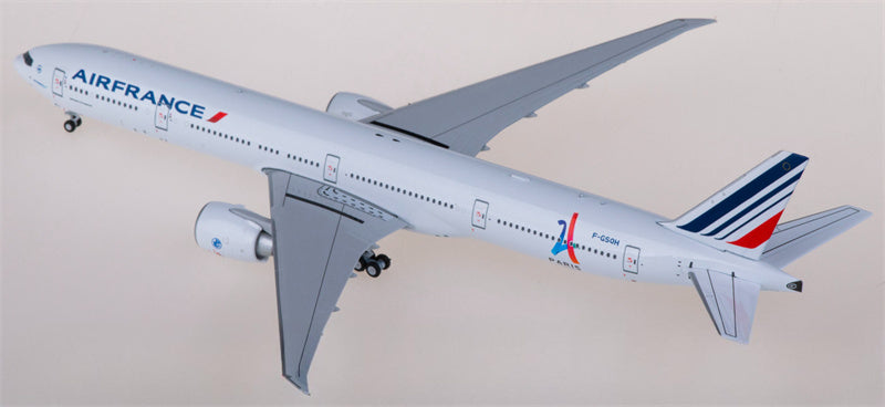 NG Models 1:400 Air France Boeing 777-300ER F-GSQH Diecast Model view 4
