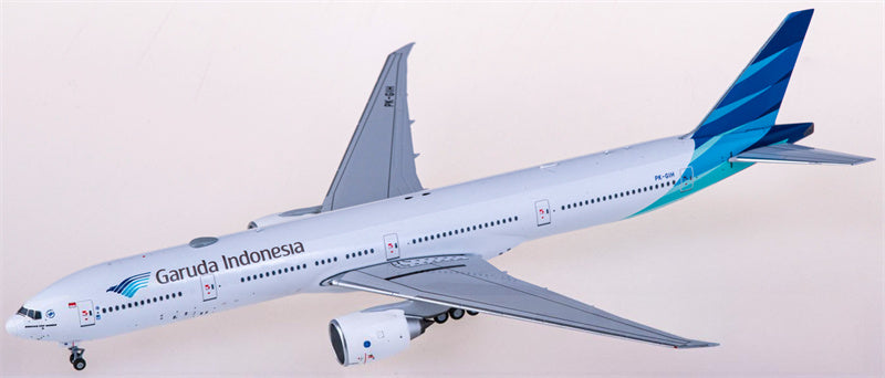 NG Models Garuda Indonesia Boeing 777-300ER PK-GIH 1:400 Diecast Model view 3