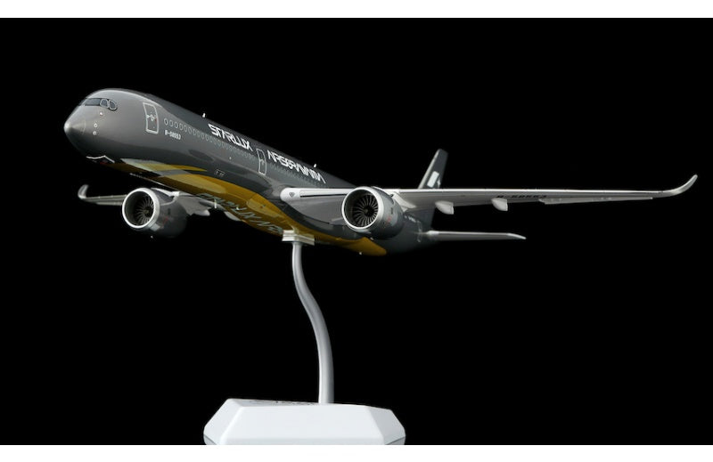 SQ Wings 1:200 Starlux Airlines A350-1000 B-58553 Standard Edition DIECAST Model