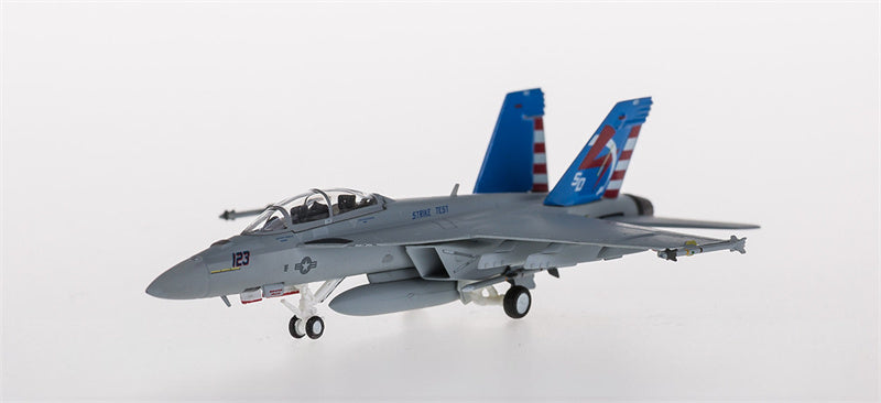 Hogan US Navy F/A-18F Super Hornet VX-23 Salty Dogs SD 123 1:200 Airplane Pre-built Airliner Model Display