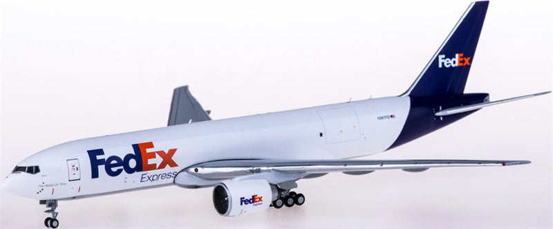 Geminijets FedEx Boeing 777-200LRF N887FD 1:400 Diecast Model view 2