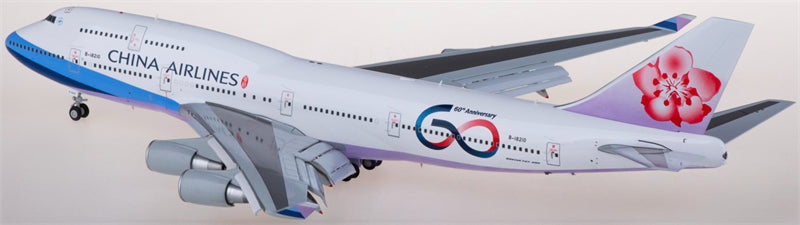 JC Wings China Airlines Boeing 747-400 B-18210 Flaps Down 1:200 Diecast Model view 2