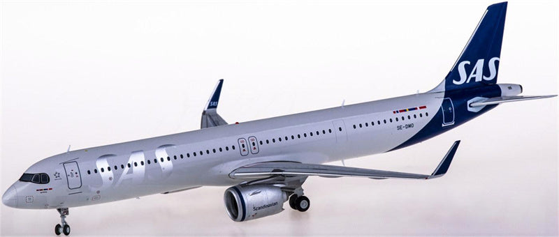 JC Wings SAS Airbus A321neo SE-DMO 1:200 Diecast Model view 2