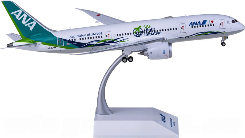 JC Wings ANA Boeing 787-8 Dreamliner JA874A 1:200 Diecast Model view 2