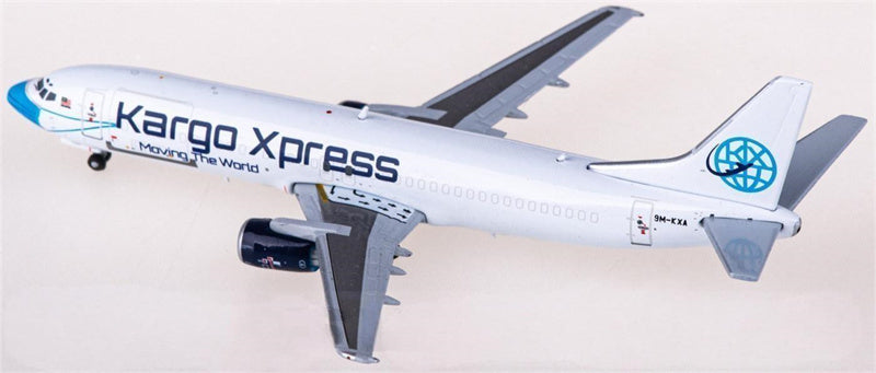 JC Wings Kargo Xpress Boeing 737-400 9M-KXA Moving the world 1:400 Diecast Model view 2