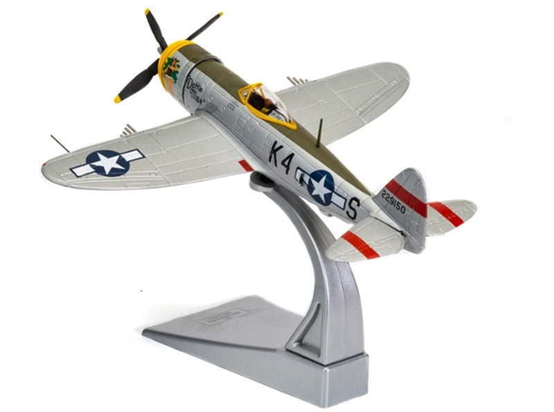 CORGI Republic P-47D-28RA Thunderbolt 42-29150 / K4-S 'Dottie Mae' Lt. Henry Mohr 511th FS/410th FG USAAF 8th May 1945 1:72 Airplane Pre-built Model