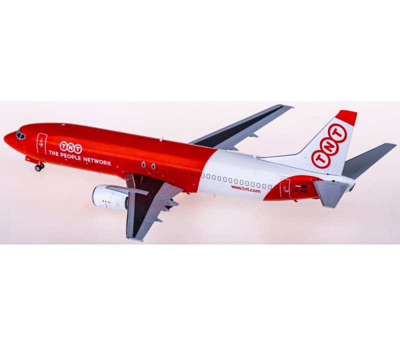 JC Wings TNT Boeing 737-400 OE-IAG 1:200 Aircraft Pre-built Airliner Model Display
