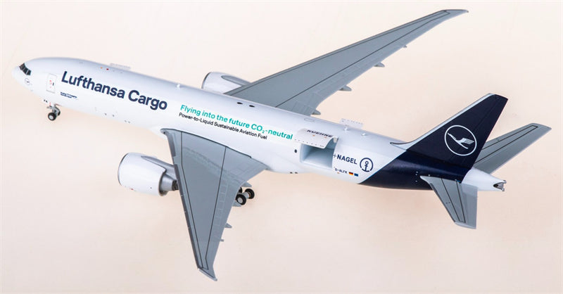 JC Wings 1:400 Lufthansa Cargo Boeing 777-200F D-ALFK Interactive Series Diecast Model view 4