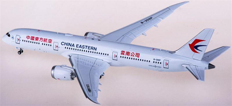 JC Wings China Eastern Boeing 787-9 Dreamliner B-208P Flaps Down 1:400 Diecast Model view 3