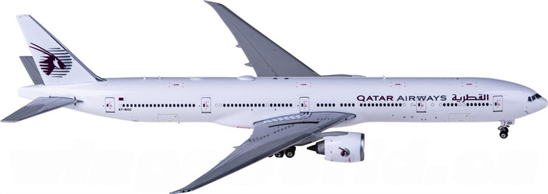Phoenix Qatar Airways Boeing 777-300ER A7-BOC 1:400 Diecast Model view 4