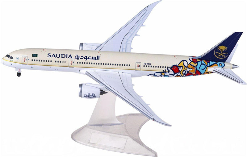 Herpa Saudia Boeing 787-9 HZ-AR13 1:500 Diecast Model view 3