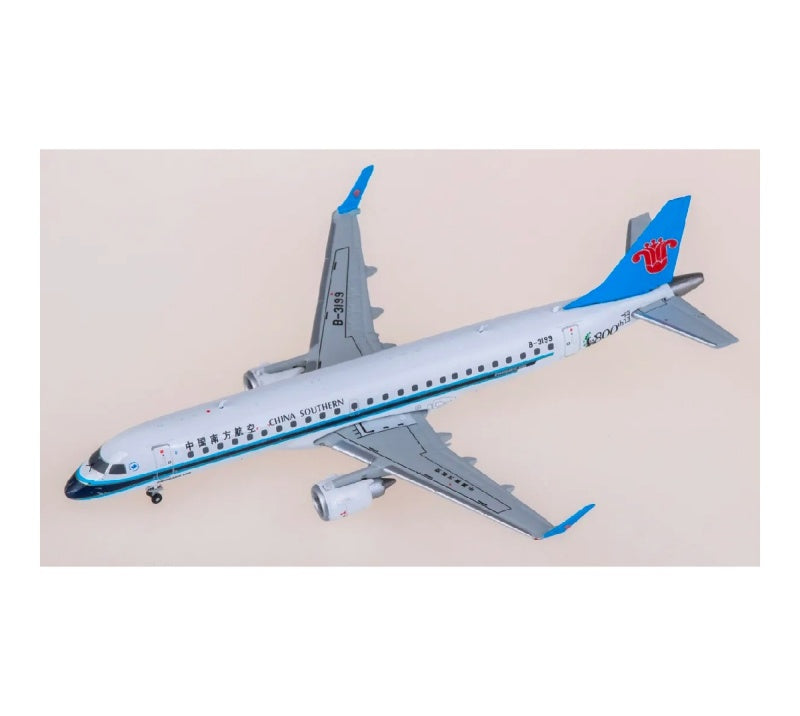 Undefined Collectibles 1:400 China Southern Embraer ERJ-190 B-3199 DIECAST Model