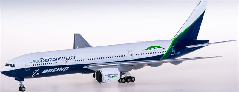 JC Wings Boeing 777-200 N772ET Eco Demonstrator 1:200 Diecast Model view 4