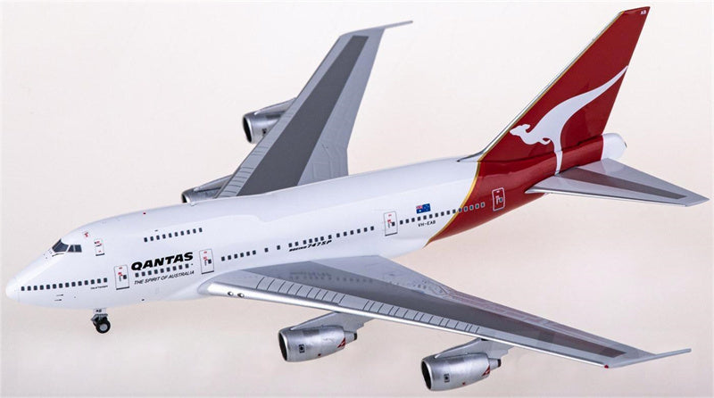 NG Models Qantas Boeing 747SP VH-EAB 1:400 Diecast Model view 4