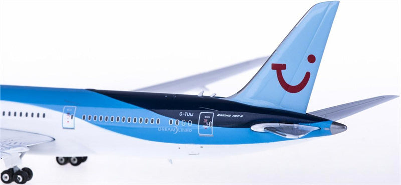 Phoenix TUI Airways Boeing 787-9 G-TUIJ 1:400 Diecast Model view 4