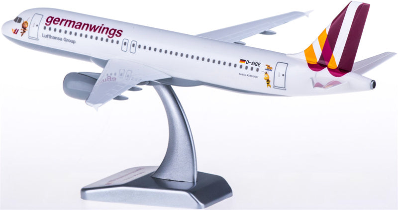 Hogan Germanwings Airbus A320 D-AIQE 1:200 ABS Model view 4