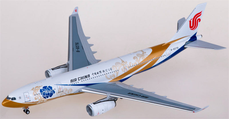 NG Models Air China Airbus A330-200 B-6076 1:400 Diecast Model view 4