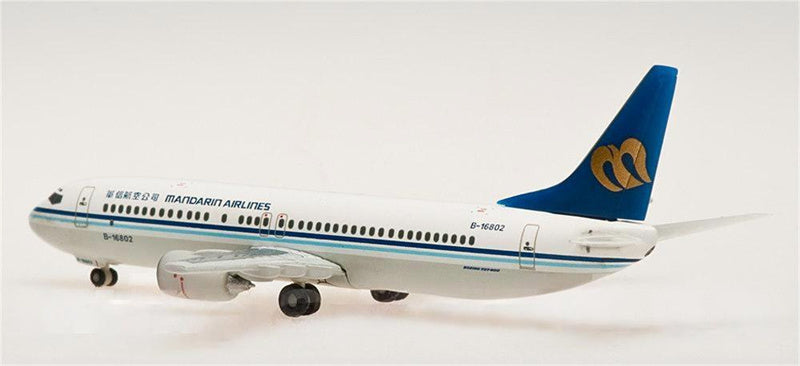 Hogan Mandarin Airlines for Boeing 737-800 B-16802 1:500 Airplane Pre-built Airliner Model Display